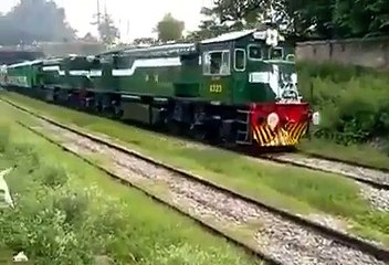 اس ویڈیو کو 14 اگست سے پہلے پہلے جتنا ھو سکے شیئر کریں