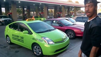 Un Jeune New-yorkais se bat contre un Routier de l’Arizona