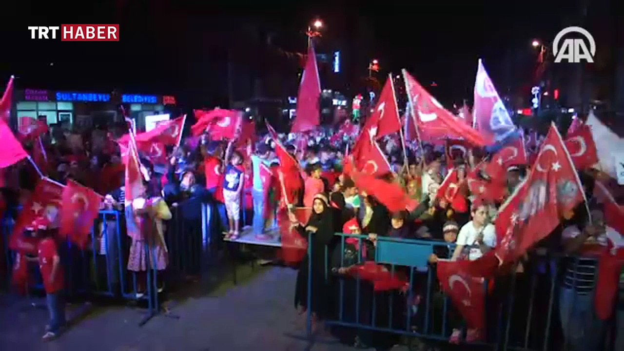 Ümit Besen'den '15 Temmuz Demokrasi Bayramı Marşı'