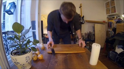 - TOP 10 des méthodes pour COUPER UN OIGNON sans pleurer feat. Les Questions Cons