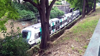 Passage du RER A entre Nation et Vincennes