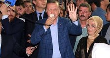 Erdoğan Şehit Evini Ziyaret Etti, Konuştuğu Megafonu Bilal Erdoğan Tuttu