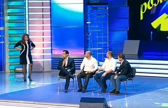 Четыре кавказца и русская женщина. Умора!