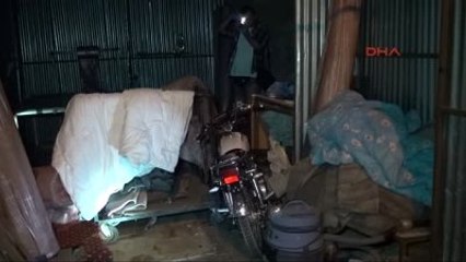 Karabük'te Türk Bayrağı Kimliği Belirsiz Kişilerce Gönderden İndirildi