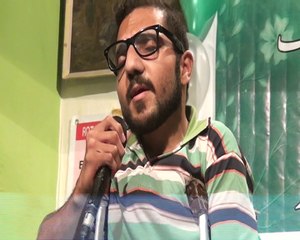 آزادی کے رنگ ، خصوصی بچوں کے سنگ  خصوصی بچوں کے پروگرام میں علی قومی گیت پیش کر رھا ہے