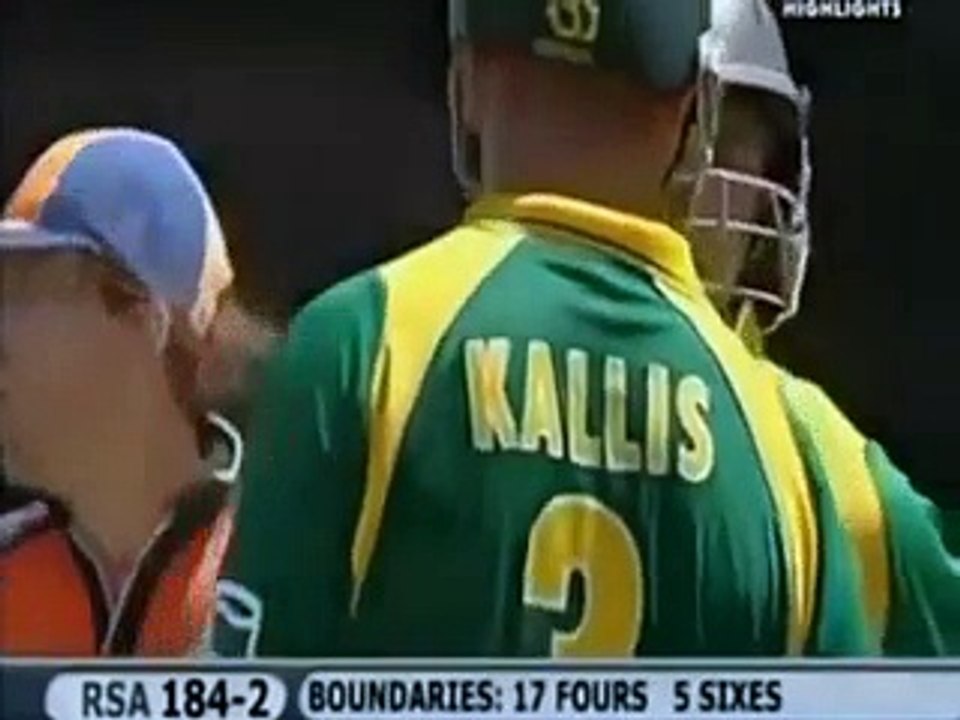 Herschelle Gibbs 6 Sixes In 6 Balls -- Before Yuvraj Singh 6 Sixes In 6 Balls Cricket Mania-111