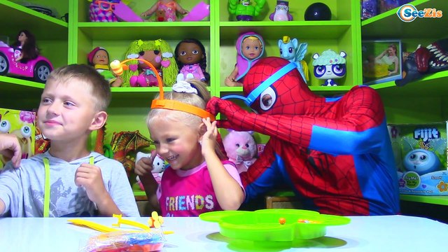 Челлендж БЕШЕННЫЕ ПЧЕЛКИ Crazy Bee Challenge Ярослава, Игорек и Человек Паук Челленджи для детей