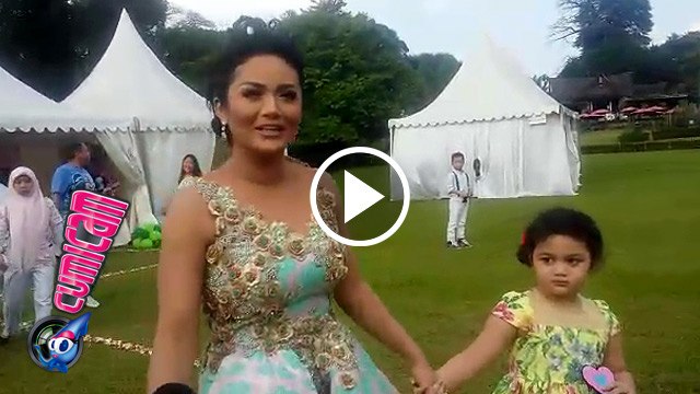 Datangi Ultah Raja-Ratu, KD dan Amora Tampil Cantik - Cumicam 07 Agustus 2016