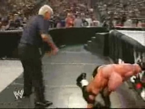 WWE Survivor Series 2003 - Goldberg vs Triple H