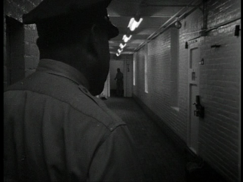 vlc-record-2016-03-12-04h29m44s-TITICUT_FOLLIES-