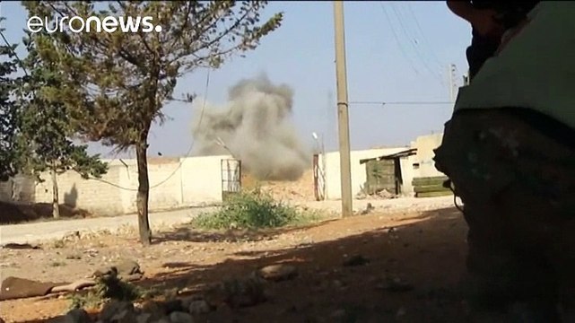 Syrie : les rebelles affirment avoir brisé le siège d'Alep et Daesh perd l'un de ses fiefs