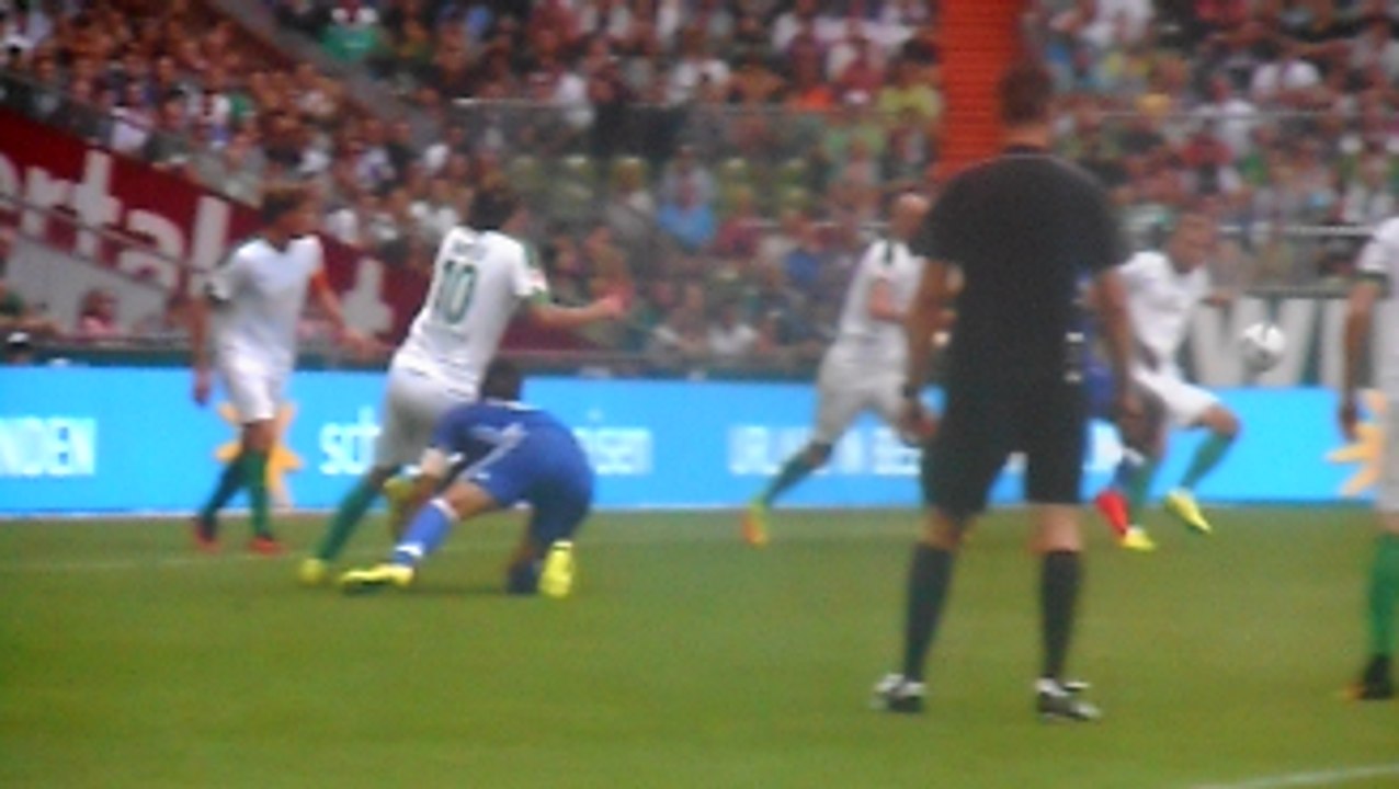 John Terry Gets Knocked Out vs Werder Bremen!