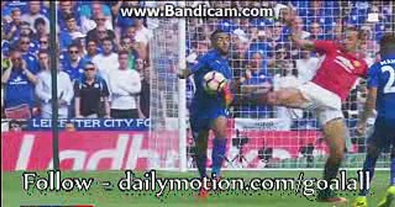 Zlatan Ibrahimovic Amazing ELASTICO Skills - Leicester vs Manchester United - Community Shield