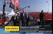 Kemal Kılıçdaroğlu Yeni Kapıda Sahnede Milleti Selamlıyor,Demokrasi Mitingi (1)