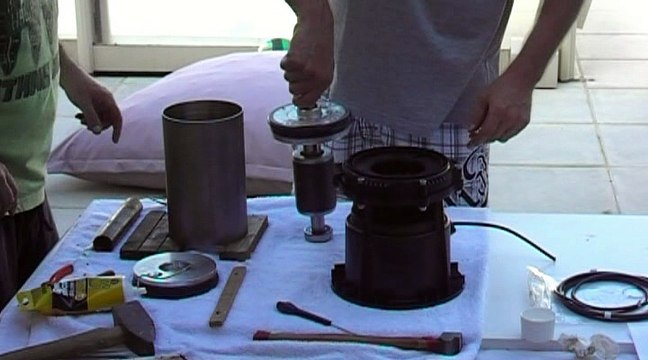 VIDEO N° 13 - Assemblage du fl asque avant + rotor sur le stator POMPE FX2 MAGILINE