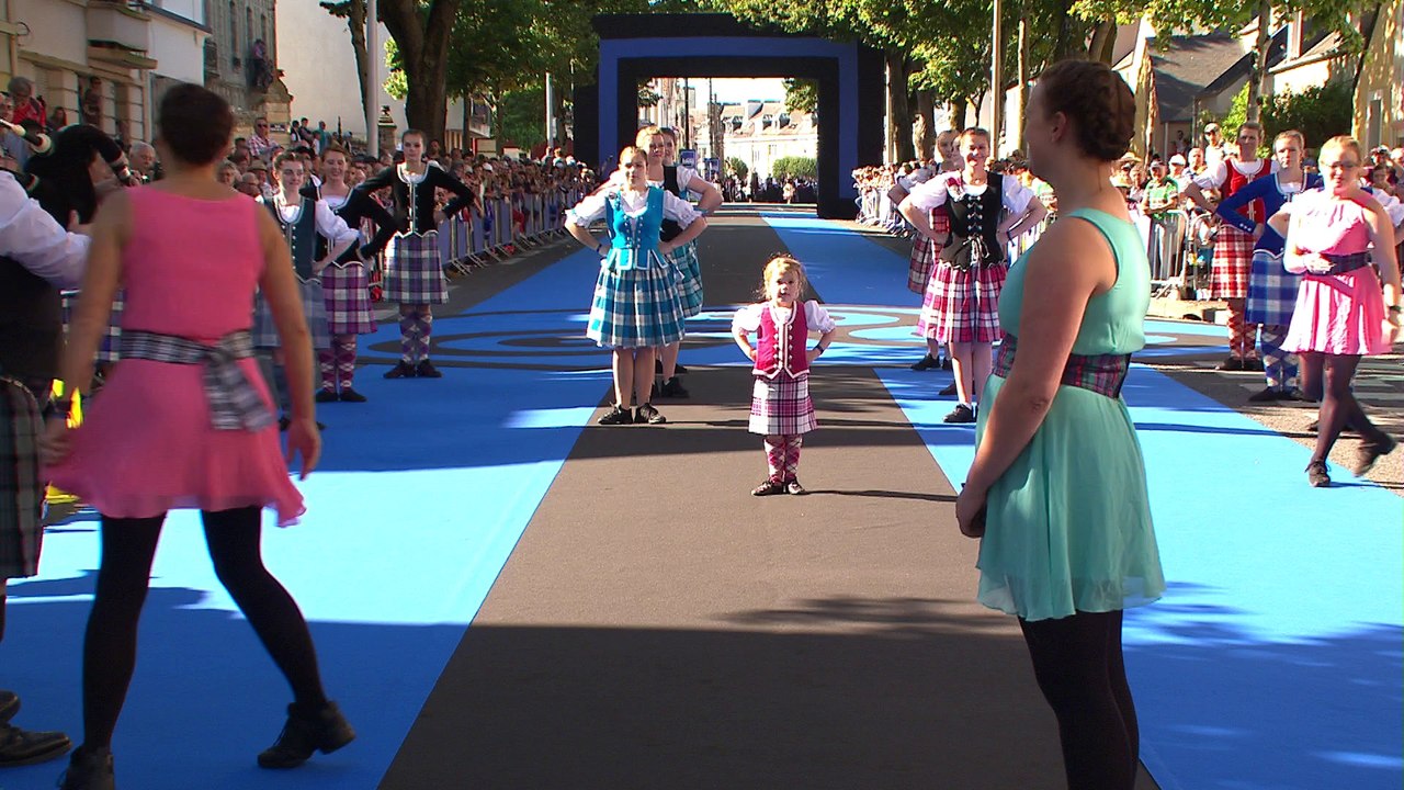 Grande Parade du Festival Interceltique de Lorient - en Langue Bretonne