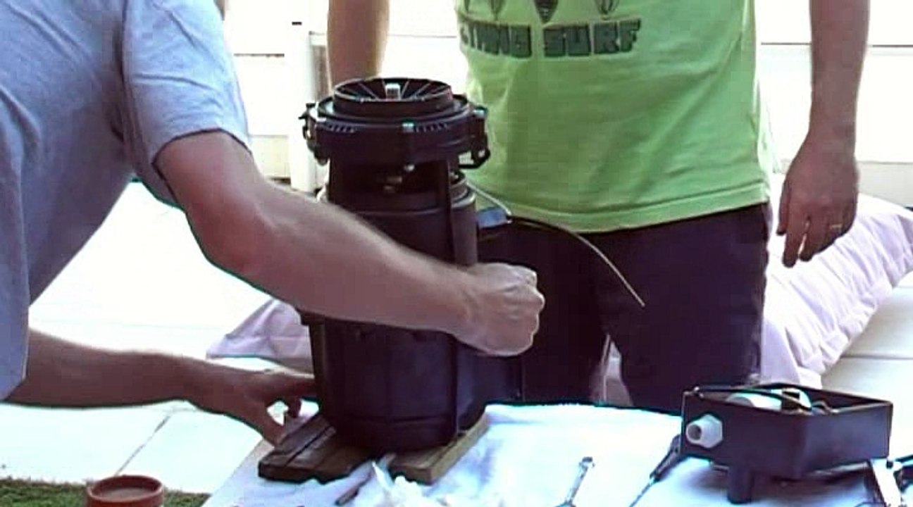 VIDEO N° 17 - Remontage du ½ corps arriere + turbine et de sa clavette  POMPE FX2 MAGILINE