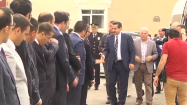 Bakan Çelik: Milletimiz Bilinçli ve Şuurlu Şekilde Olaya Vaziyet Etmiş Durumda