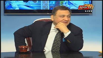 Breaking News: Dr. Noman out the Video- English bowling ball tampering have caught the video hit slap on the ICC mouth