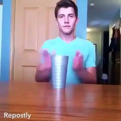 Ruh Hastası Çocuğun Cup Stacks İmtihanı