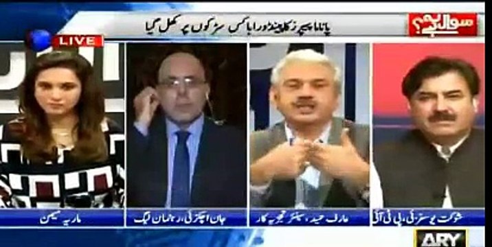 Aaj Noon league ne Peshawar ka Jalsa ker ke sabit ker dia ke Jalsay taraqi ki rah mein rukawat nahi hote - Arif Bhatti