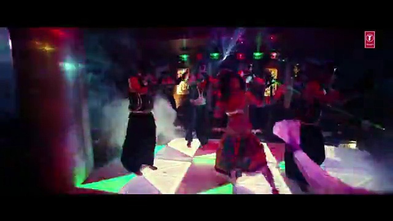 Aankh Pe Chashma Daal Ke - Babuji Ek Ticket Bambai 2016