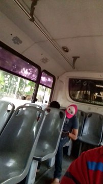 DOS BORRACHOS DORMIDOS EN EL CAMION