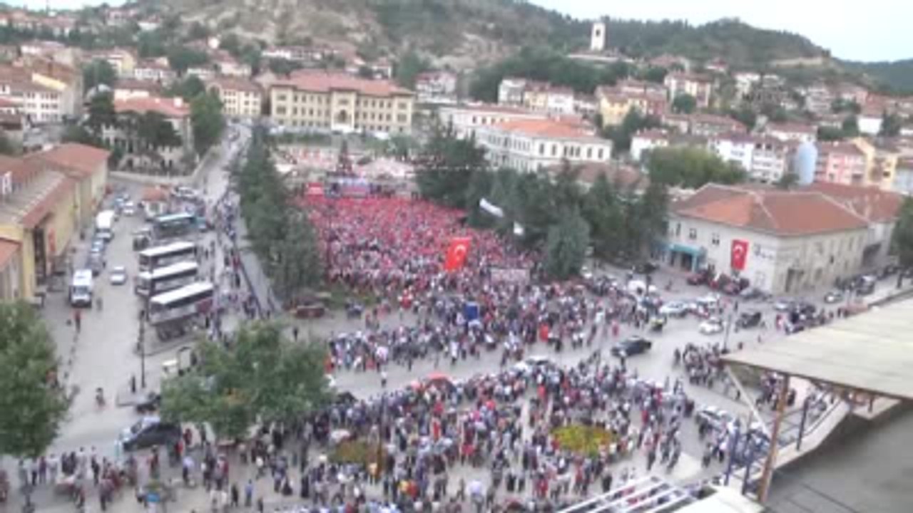 Demokrasi ve Şehitler Mitingi