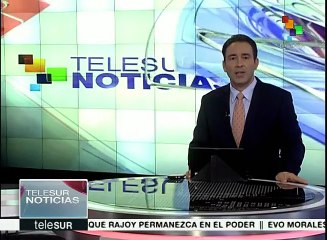 Disfrutan parisinos del Sena convertido en playa gigantesca