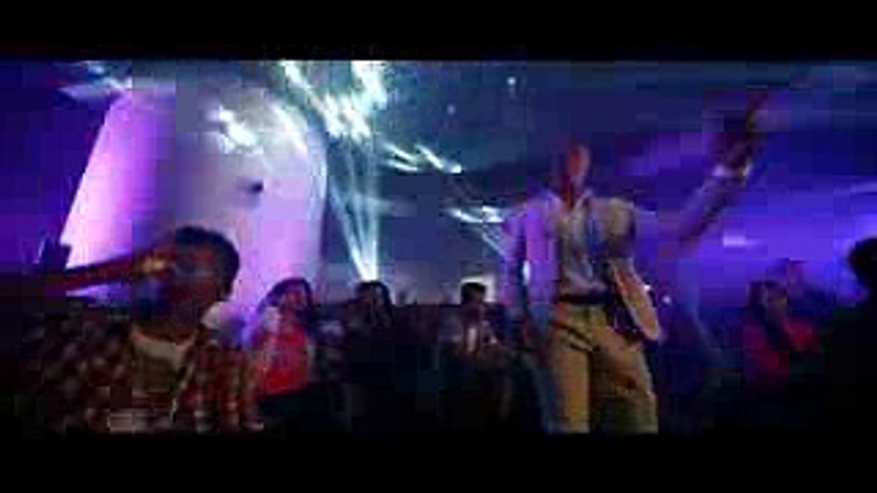 Chalo Chalo - Dwayne Bravo Feat. Nisha B (Official Music Video)