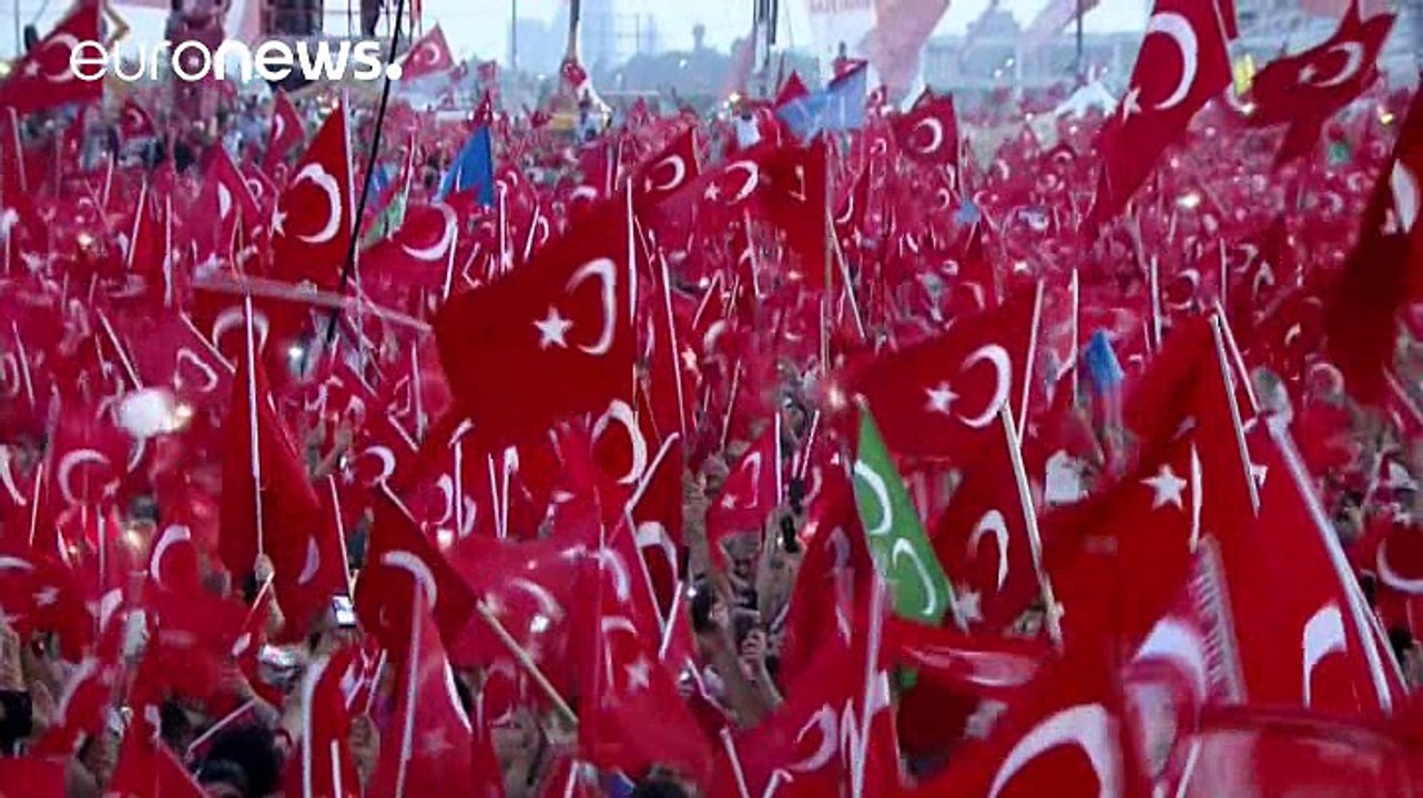 Erdogan vor Millionen in Istanbul: 'Wenn das Volk die Todesstrafe will...'