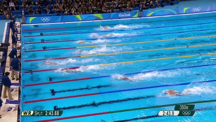 Les nageurs français du 4x100 m nage libre remportent la médaille d'argent à Rio