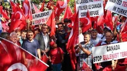 Kanada'da Demokrasi ve Şehitler Mitingi