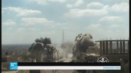 المعارضة تخرق حصار حلب وغارات مكثفة تشنها طائرات النظام