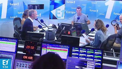 Julien Arnaud, le blond du sketch de Gad Elmaleh