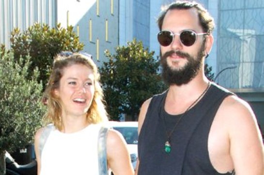 Burcu Biricik ile Eşi Emre Yetkin Alışverişte