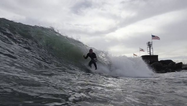 Du surf sans planche ! Dingue