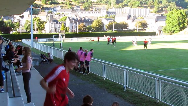 Magnifique péno de Philippe ROUSSILHE !!! LOL