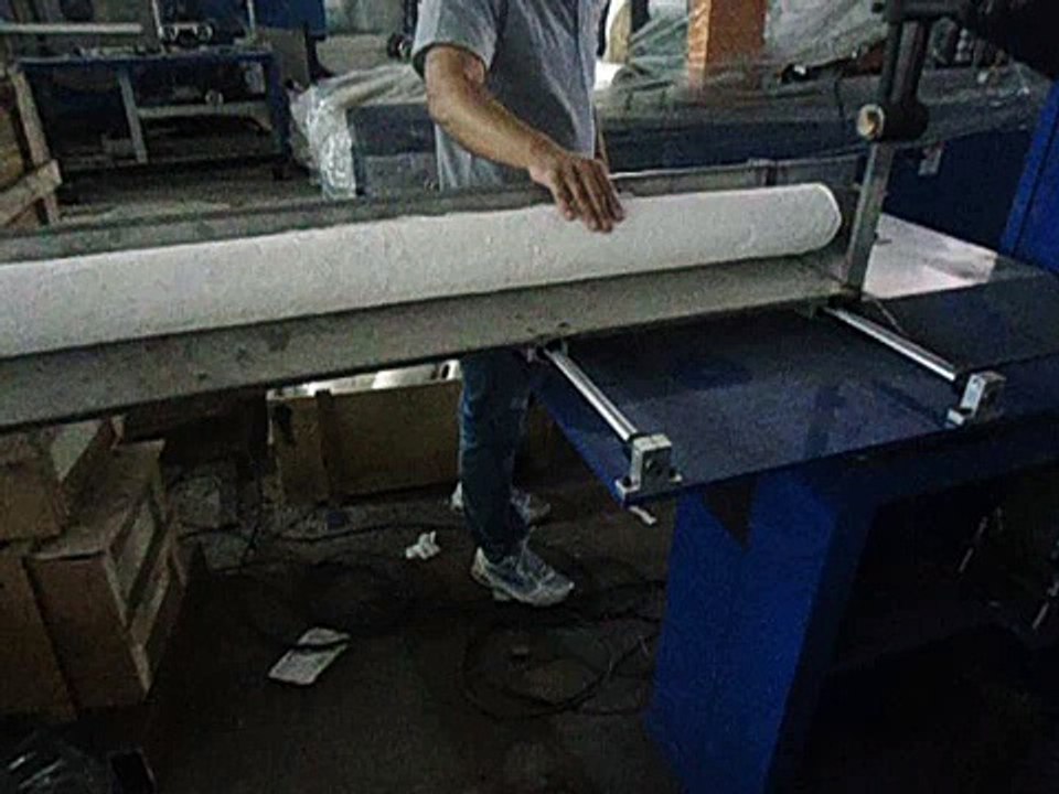 Semi automatic manual  band saw kitchen towel roll toilet tissue paper cutting machine