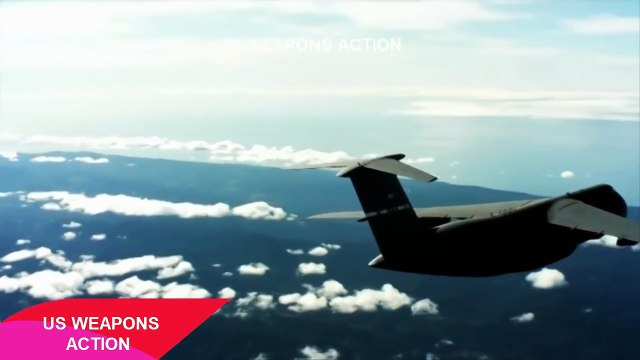 Lockheed C-130 Hercules vs Lockheed C-5 Galaxy in Action