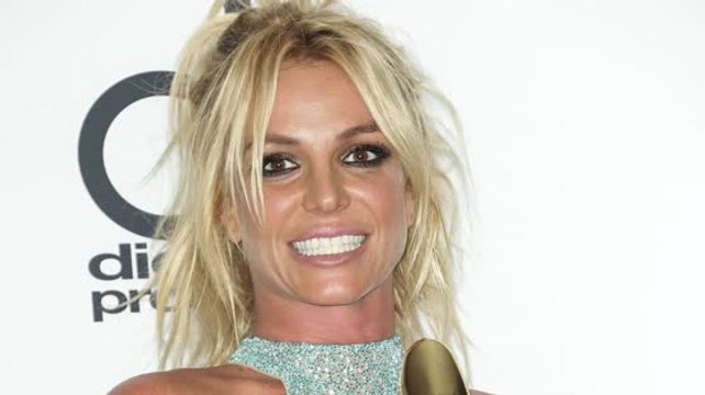 Britney Spears ganó mucho dinero, y gastó $70K en masajes en el 2015