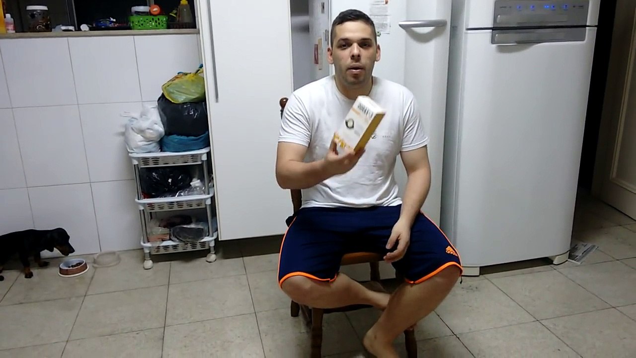 Il utilise la psychologie inversée pour donner un médicament à son chien