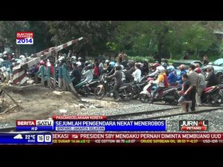 Pintu Bintaro Dibuka, Petugas: Disuruh Mundur Malah Nyelonong