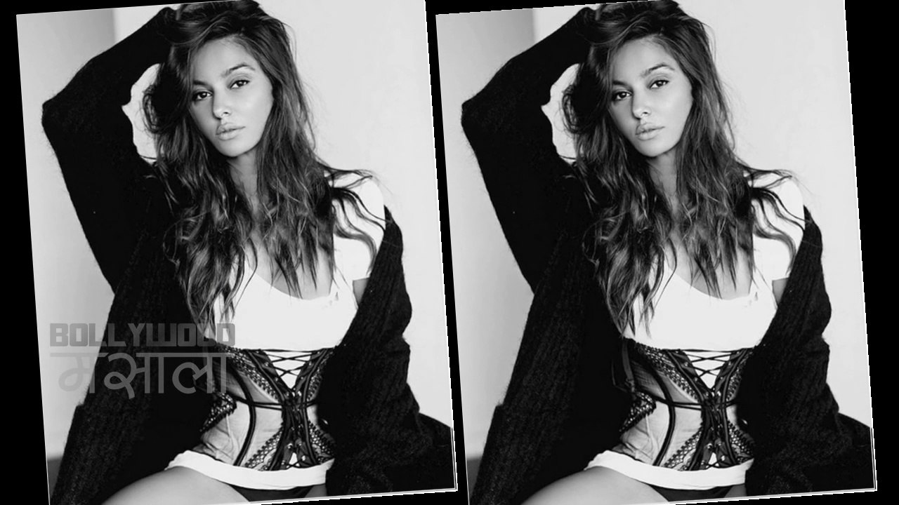 Sexy Shibani Dandekar Hottest Sensuous Pose CAUGHT