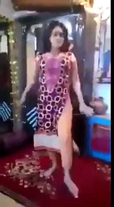 Subah say lay kr sham tk song and hot dance at home