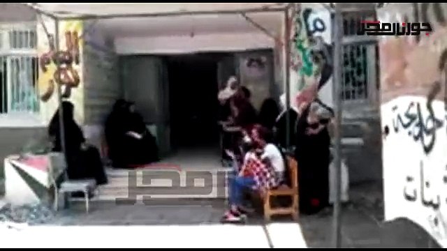 أولياء أمور طالبات السيدة خديجة بالسويس يرفضون نقل بناتهم