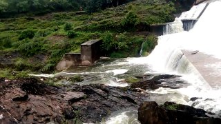 Bada madar dam waterfall scene (udaipur)