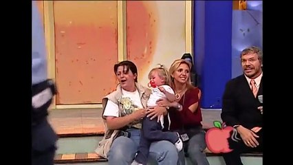 Un Lionne  attaque une petite fille en direct à la TV