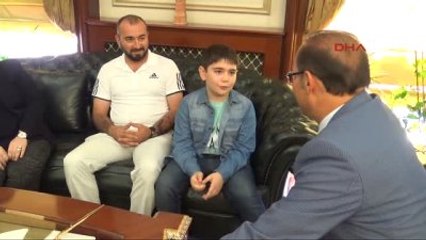 Yozgat TBMM'nin Tamiratı İçin Harçlıklarını Yollayan Minik Öğrenci Utkutan Çok Duygulandım-Ek