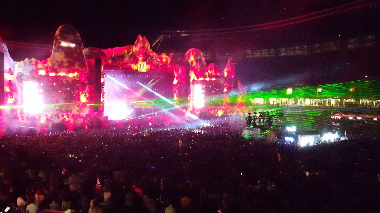 Hardwell LIVE la Untold 2016